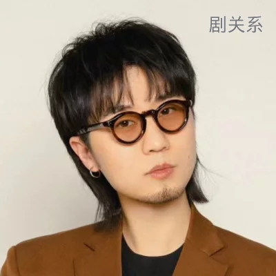 刘循子墨