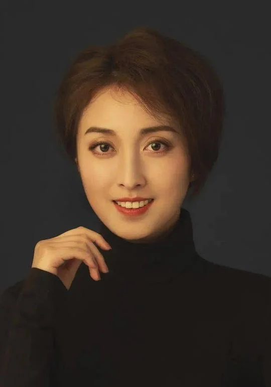 崔文静